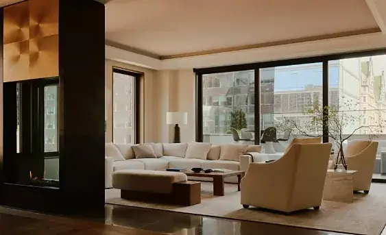 Wohnbereich einer Aman Residence im Crown Building