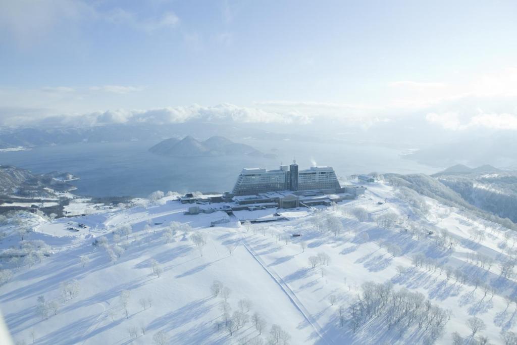 The Windsor Hotel Toya — wenn die Landschaft zum eigentlichen Hotelkonzept wird